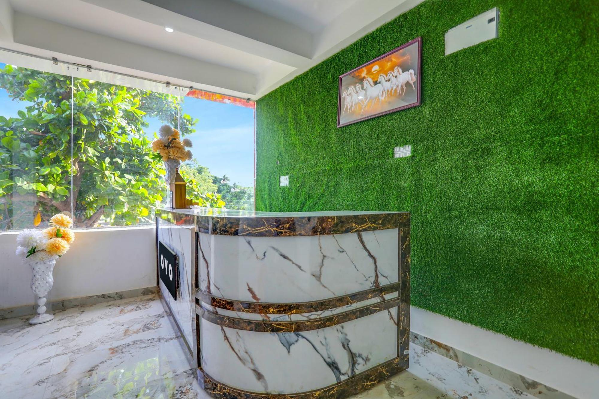 פאטנה Spot On Hotel Impression מראה חיצוני תמונה